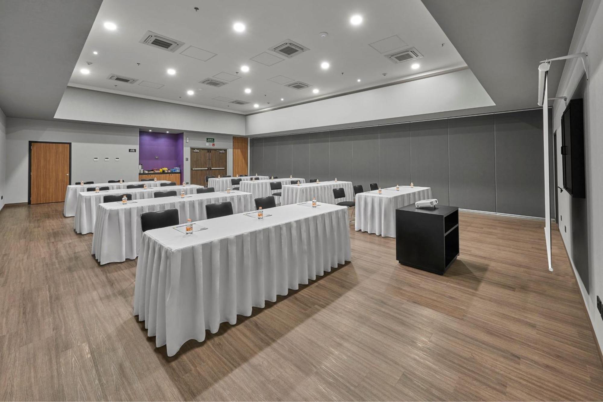 City Express By Marriott تاباتشولا المظهر الخارجي الصورة